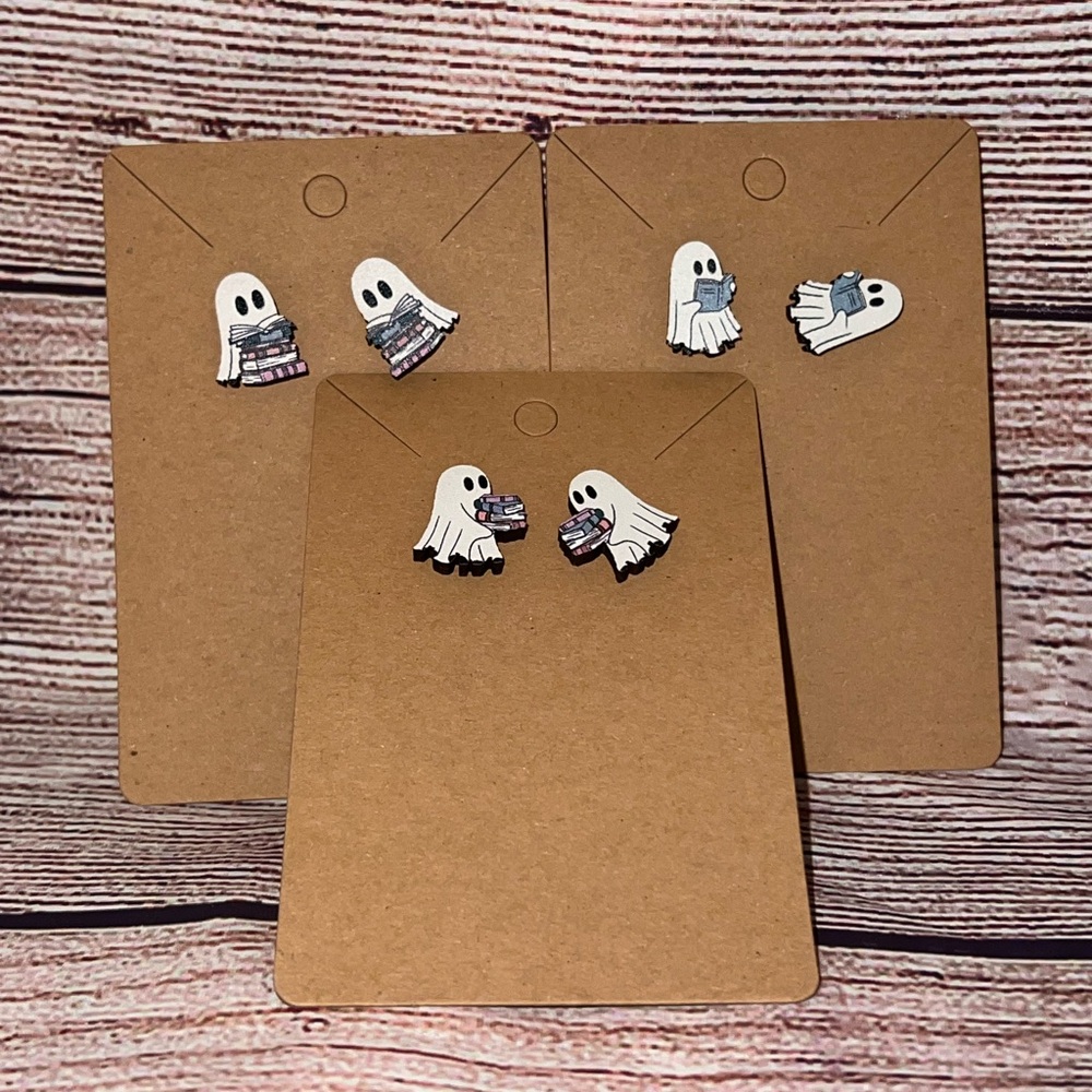 SUPER CUTE GHOST HOLDING BOOKS WOOD EARRINGS
